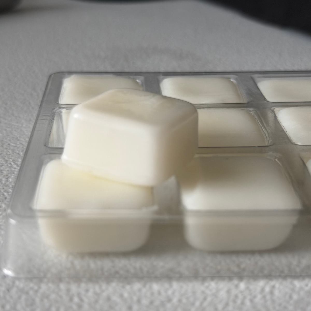 Wax melt tray with 12 coco soy wax cubes — Flame Society Co.