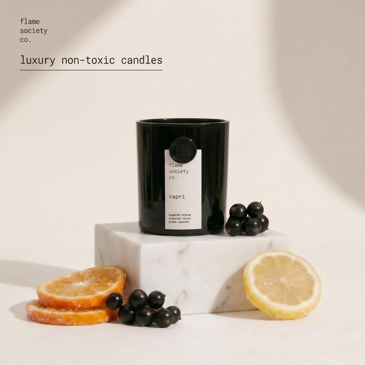 Capri Candle: Sugared Citrus, Tropical Fruit, Black Currant Fragrance